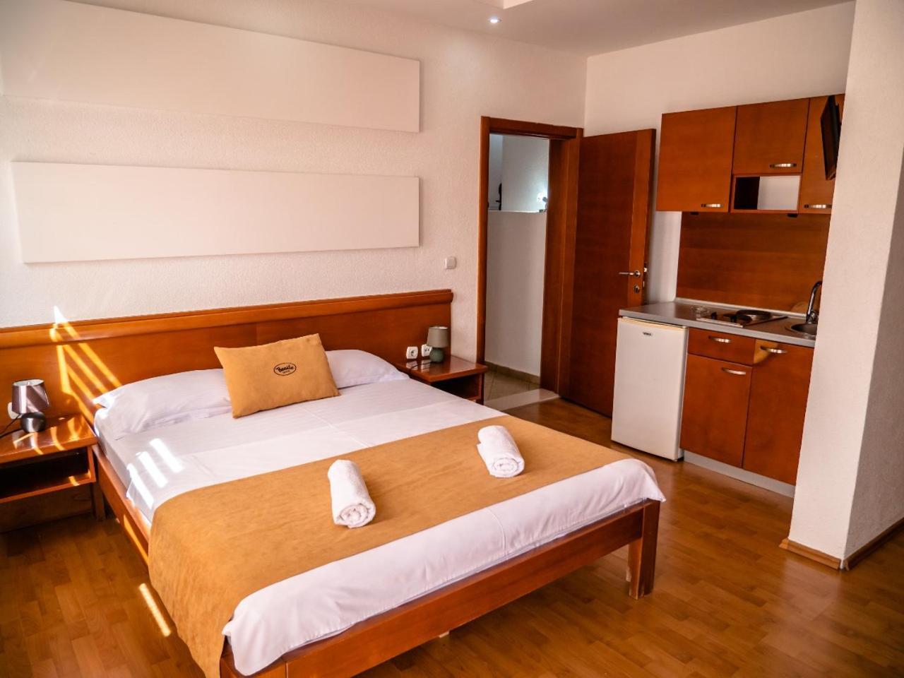 Apartments Bonita Ulcinj Extérieur photo